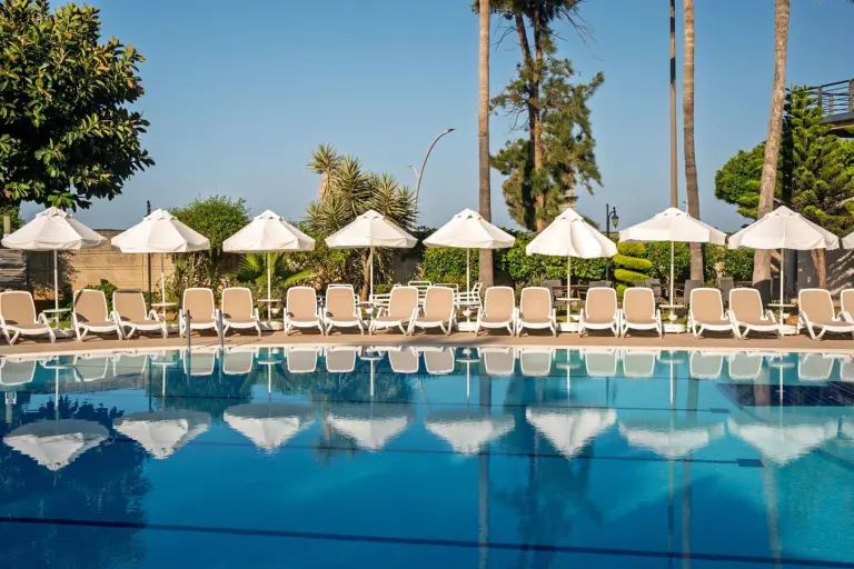 Havuz &amp; Plaj / Grand Kaptan Otel