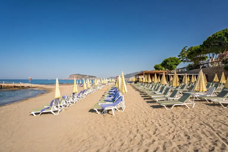 Havuz &amp; Plaj / Grand Kaptan Otel