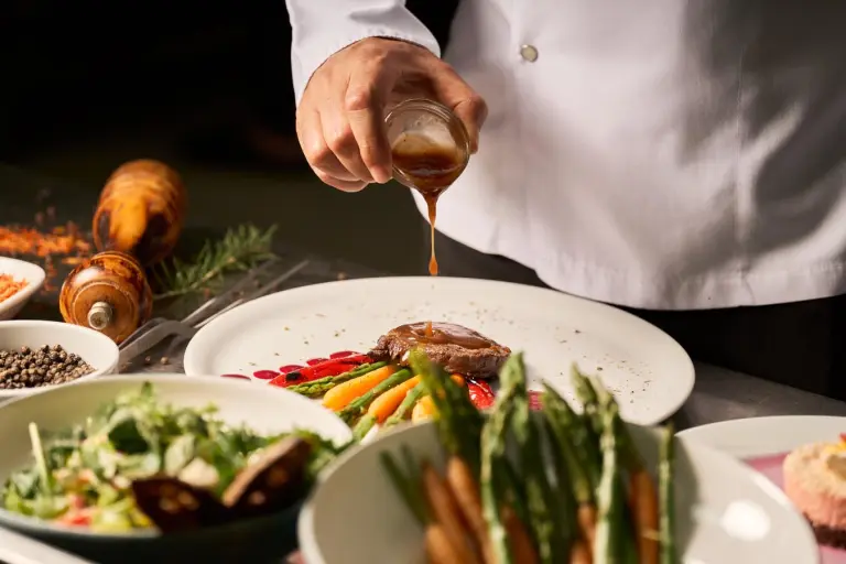 Restoran &amp; Bar / Grand Kaptan Otel