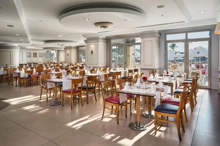 Restoran &amp; Bar / Grand Kaptan Otel